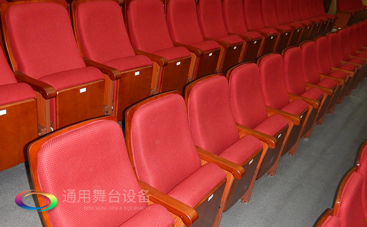通用舞臺承接廣州市廣鐵一中報告廳舞臺幕布、燈光、音響項目