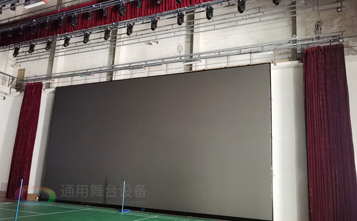 廣州黃花崗禮堂選擇通用舞臺(tái)！禮堂幕布、舞臺(tái)吊桿、舞臺(tái)燈光項(xiàng)目圓滿竣工！